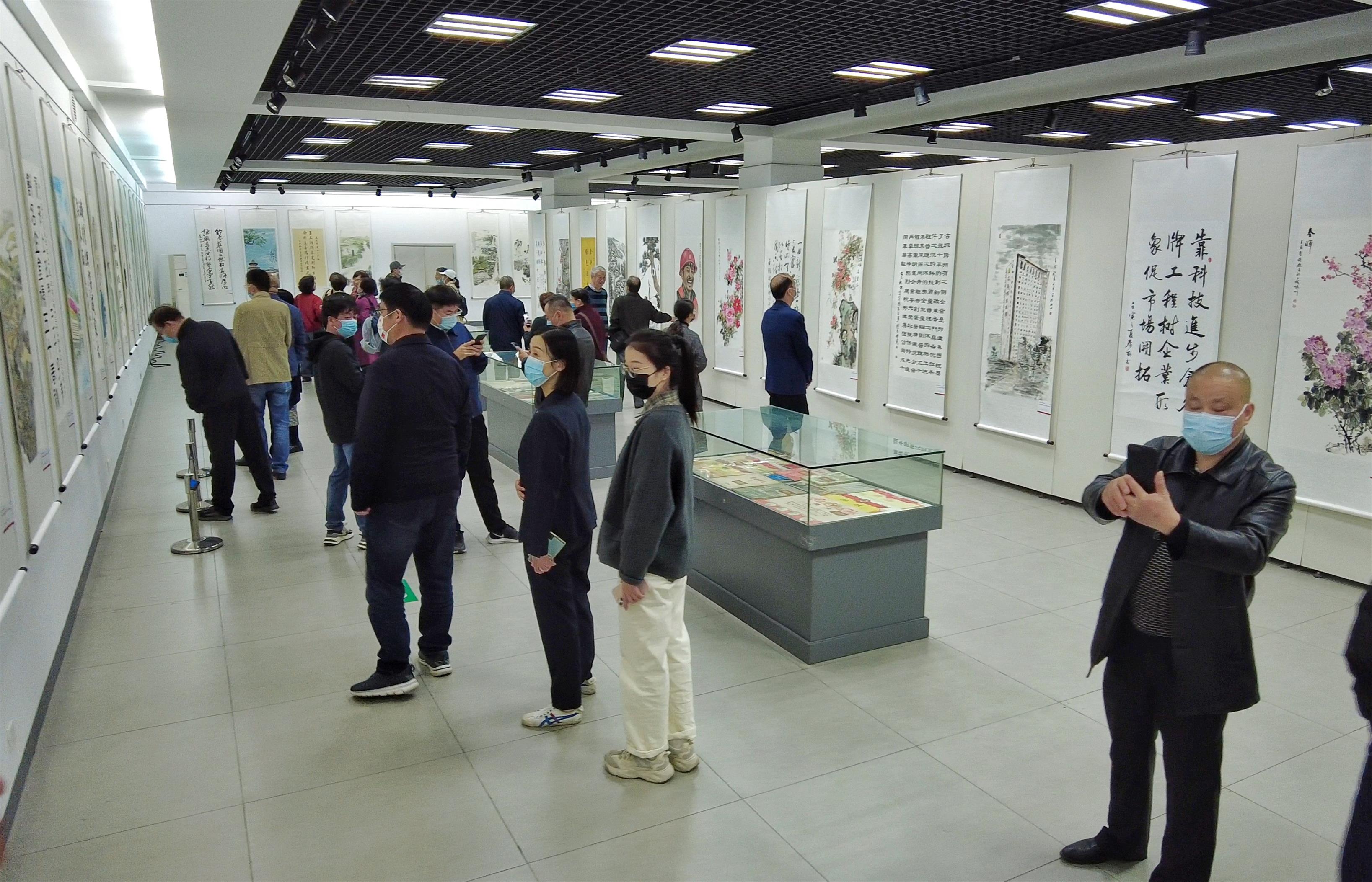 圖1-2、展覽現(xiàn)場(chǎng).jpg